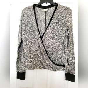 REDUCED!! NWOT Abercrombie and Fitch Top